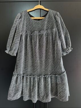 Girls size 6-6x | wonder nation | Black Metallic Ruffle Dress